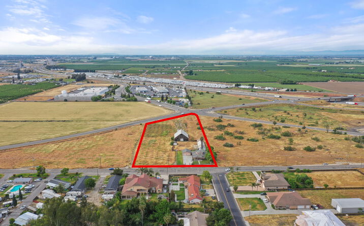 Pictures of Land property located at 5000 NUNES RD, TURLOCK, CA 95382-9564 for sales - image #1