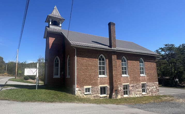 Pictures of Special Purpose, Retail, Office property located at 1318 RTE 22, CANOE CREEK, PA 16648 for sales - image #1