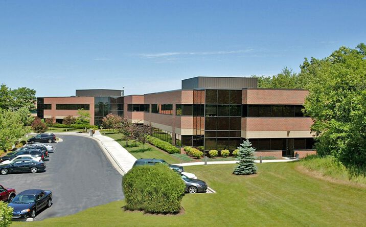 Pictures of Office property located at N16W23233 Stone Ridge Drive, Pewaukee, WI 53188 for sales - image #1