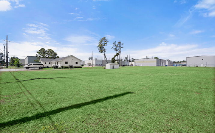 Pictures of Land, Special Purpose property located at 6435 THEALL RD, HOUSTON, TX 77066-1315 for sales - image #1
