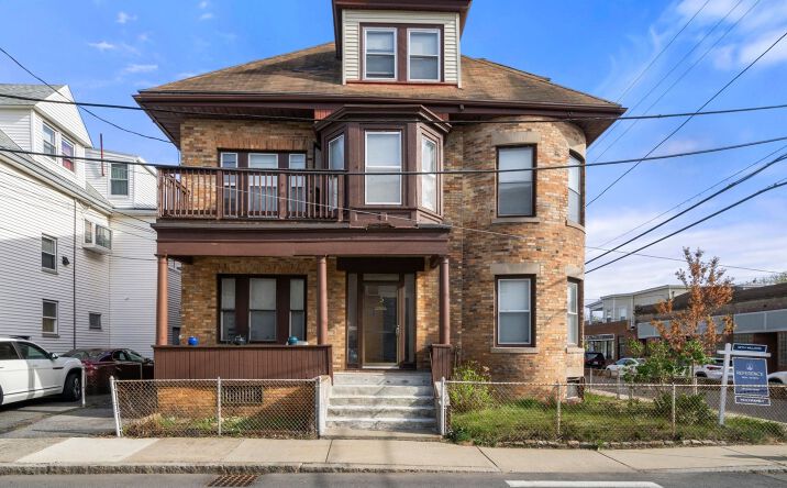 304 Shirley Street, Winthrop