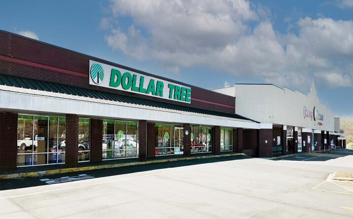 Pictures of Retail property located at 820 E Arrowood Rd, Charlotte, NC 28210 for sales - image #1