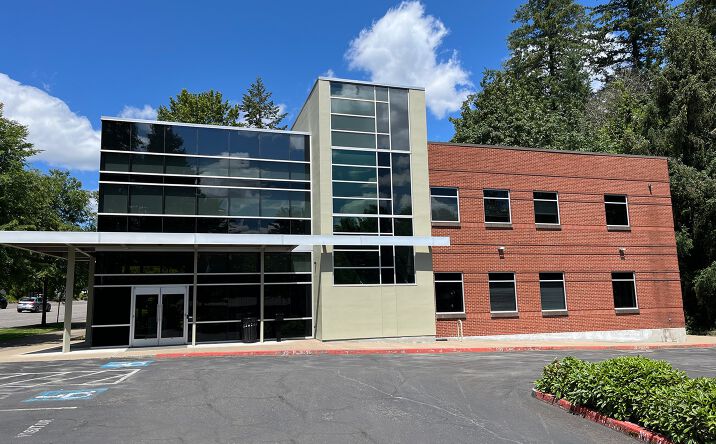 15400 Boones Ferry Road, Lake Oswego