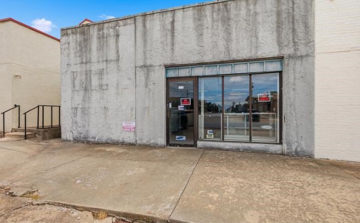 Pictures of Office, Retail property located at 529 E Main, Ada, OK 74820 for sales - image #1