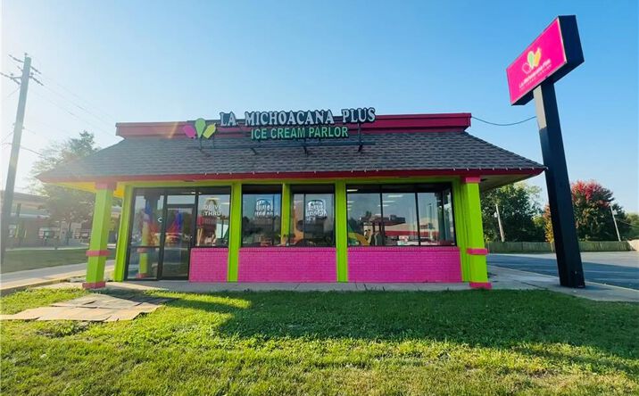 Pictures of Retail property located at 11701 E 24 us Highway, Independence, MO 64054 for sales - image #1