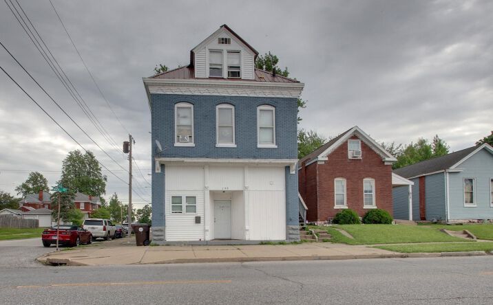 Pictures of Multifamily property located at 640 N 12TH Street, Quincy, IL 62301 for sales - image #1