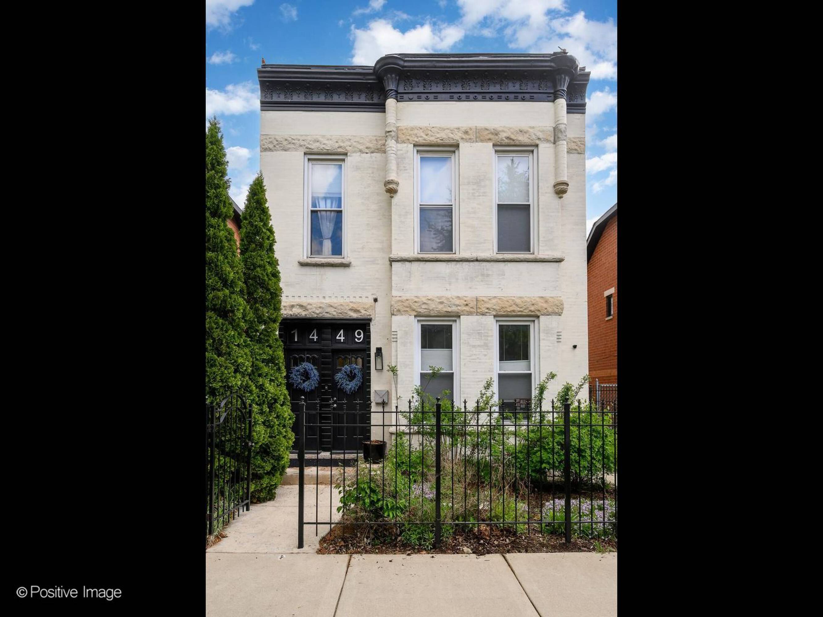1449 N Fairfield St  