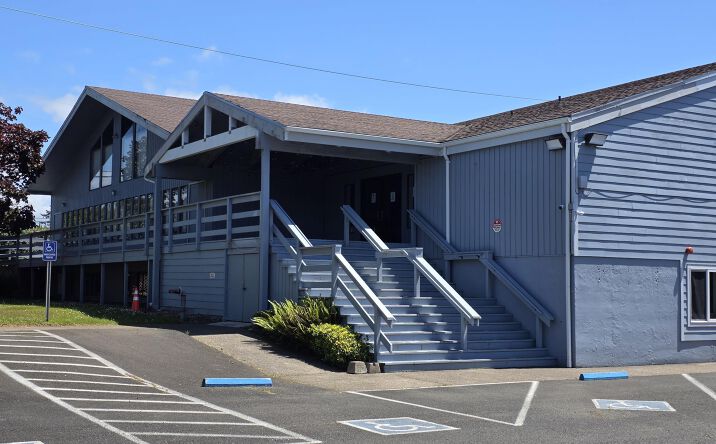 Pictures of Mixed Use, Retail, Special Purpose property located at 215 NW 15TH Street, Newport, OR 97365 for sales - image #1