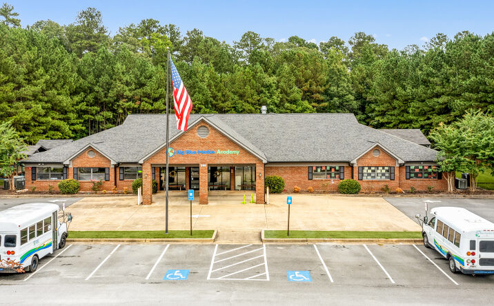 Pictures of Retail property located at 269 East Paulding Drive, Dallas, GA 30157 for sales - image #1