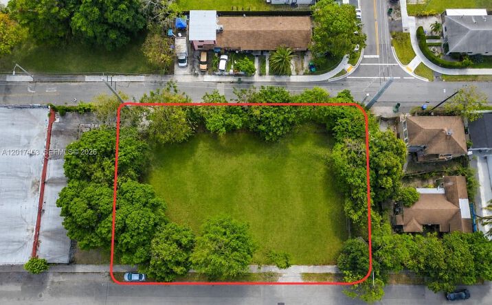 Pictures of Multifamily property located at 3509 NW 9th Ave, Miami, FL 33127 for sales - image #1