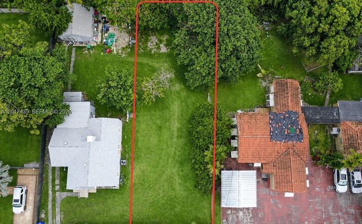 Pictures of Multifamily property located at 26TH ST 26TH ST, Miami, FL 33142 for sales - image #1