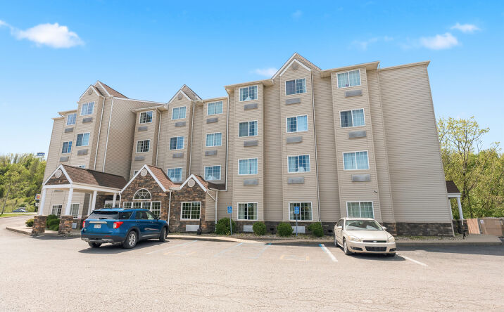 Pictures of Hospitality property located at 15 LAWLESS RD, MORGANTOWN, WV 26501-2019 for sales - image #1