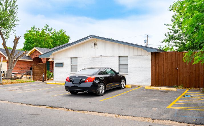 Pictures of Multifamily property located at 2513 Beaumont Avenue, McAllen, TX 78501 for sales - image #1