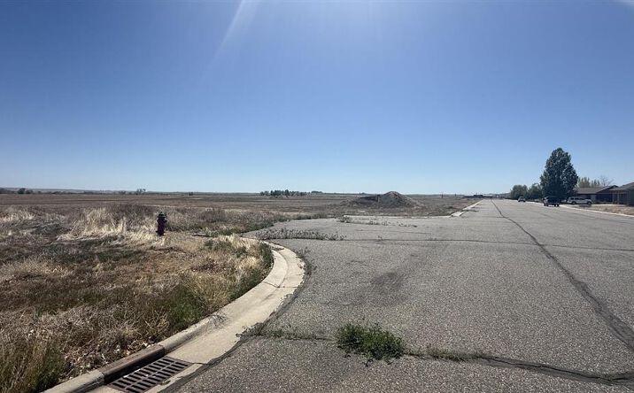 Pictures of Land property located at TBD 34th St, Worland, WY 82401 for sales - image #1