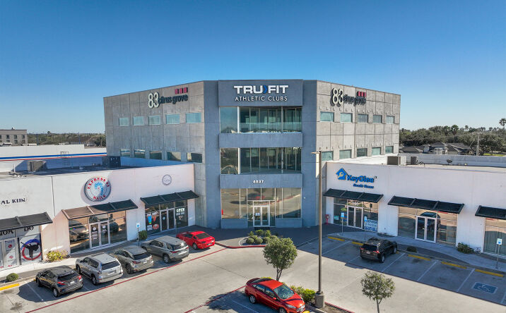 Pictures of Retail property located at 4037 W EXPWY 83, MCALLEN, TX 78503 for sales - image #1
