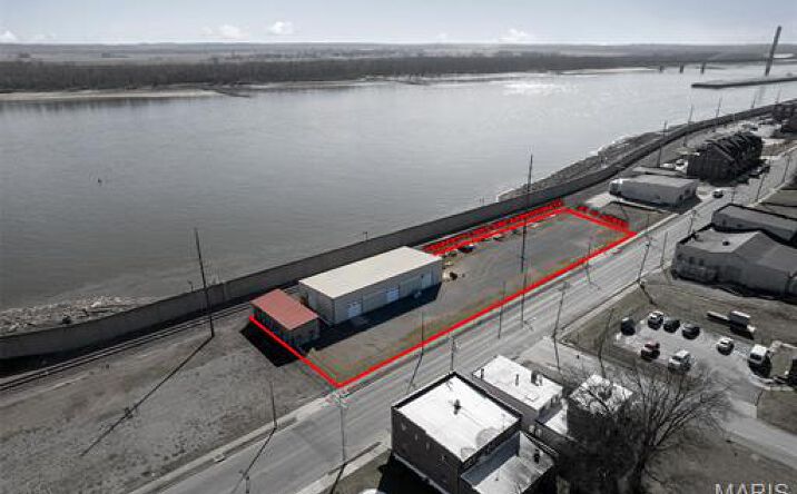 Pictures of Mixed Use, Industrial property located at 450 N Main Street, Cape Girardeau, MO 63701 for sales - image #1