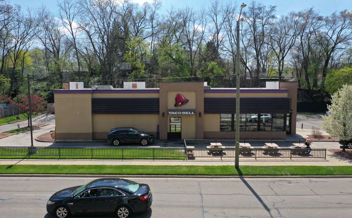 Pictures of Retail property located at 1014 Michigan St NE, Grand Rapids, MI 49503 for sales - image #1