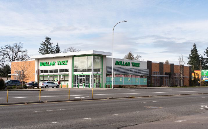 Pictures of Retail property located at 14617 SE McLoughlin Blvd, Milwaukie, OR 97267 for sales - image #1