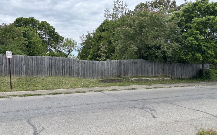 Pictures of Land property located at 469 MILLER AVE, COLUMBUS, OH 43205-2444 for sales - image #1
