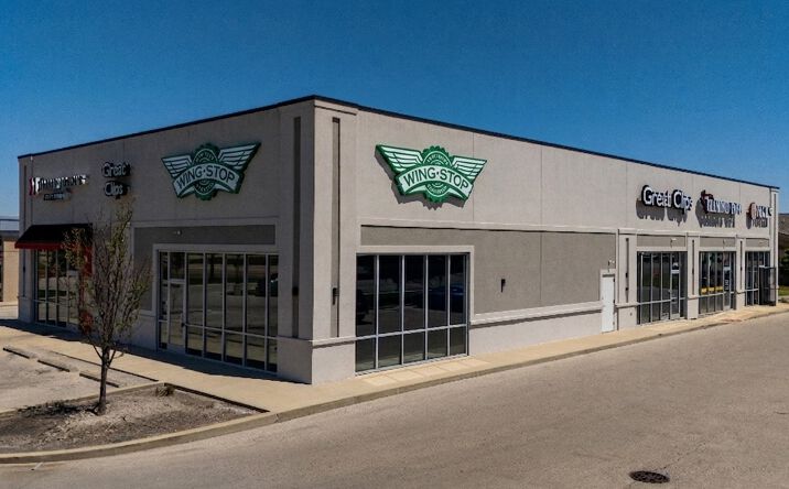 Pictures of Retail property located at 2401 North Bloomington Street, Streator, IL 61364 for sales - image #1