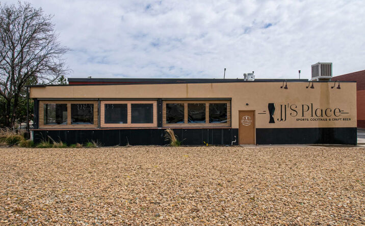 Pictures of Retail property located at 2340 South Chambers Rd., Aurora, CO 80014 for sales - image #1