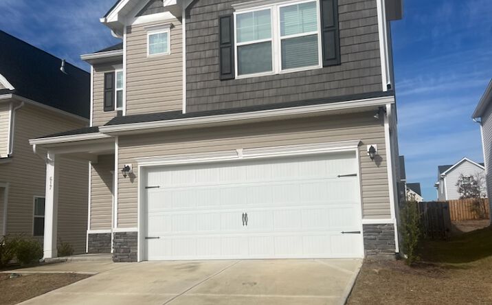 Pictures of Multifamily property located at 617 COUNT FLEET CT, GRANITEVILLE, SC 29829-4205 for sales - image #1