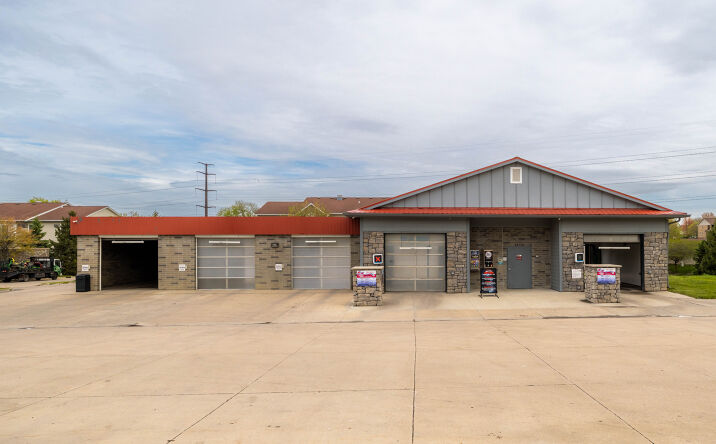 Pictures of Special Purpose property located at 875 Sherrylynn Blvd, Pleasant Hill, IA 50327 for sales - image #1