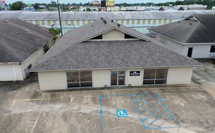 Pictures of Office property located at 9534 Delcourt Ave, Baton Rouge, LA 70815 for sales - image #1
