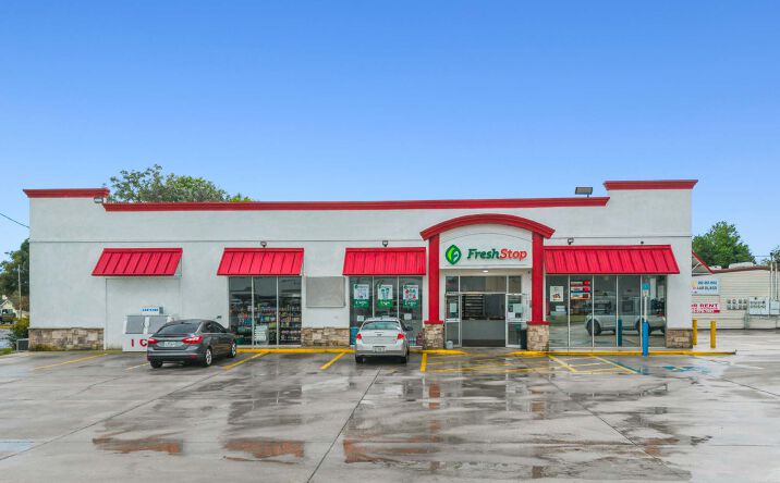 Pictures of Retail property located at 16014 US-441, Eustis, FL 32726 for sales - image #1