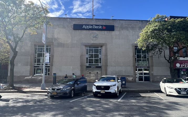 Pictures of Retail property located at 12 Westchester Square, Bronx, NY 10461 for sales - image #1