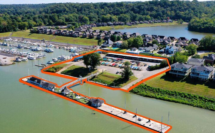 Pictures of Special Purpose property located at 1900 Victory Lane, Prospect, KY 40059 for sales - image #1