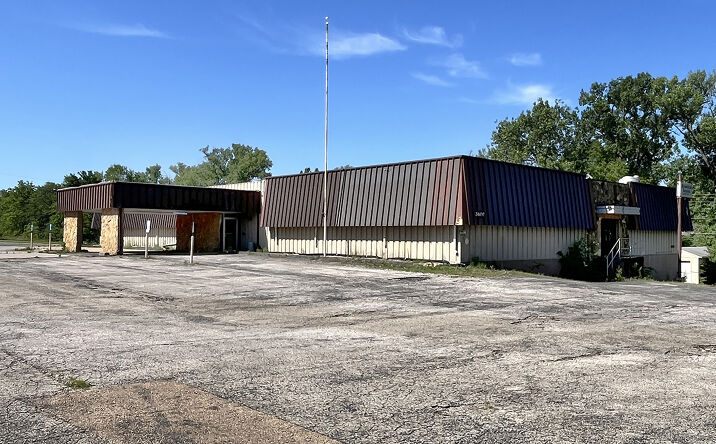 Pictures of Special Purpose property located at 3800 SE Michigan Ave, Topeka, KS 66609 for sales - image #1