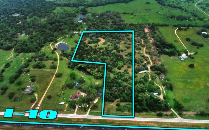 Pictures of Land property located at 2736 Interstate 10 Frontage Road, Houston, TX 77055 for sales - image #1