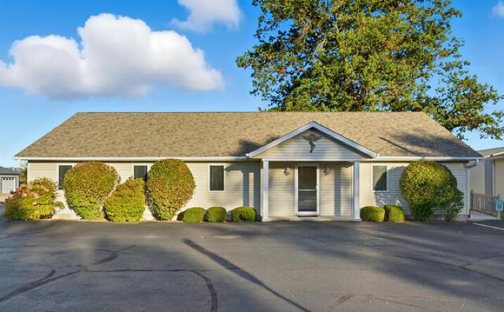 Pictures of Office property located at 219 N Canal St, Annawan, IL 61234 for sales - image #1