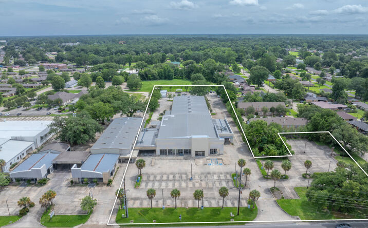Pictures of Industrial property located at 1407 SURREY STFAYETTE, LAFAYETTE, LA 70501 for sales - image #1