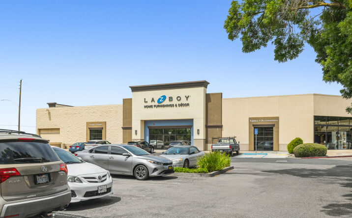 Pictures of Retail property located at 3500 Sisk Road, Modesto, CA 95356 for sales - image #1