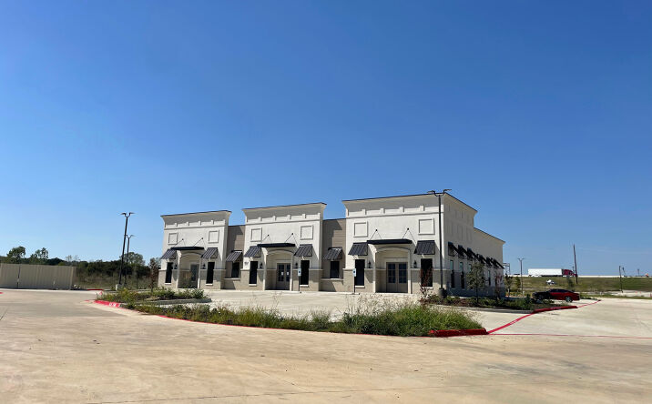 Pictures of Office property located at 2416 Swamy Drive, Sherman, TX 75090 for sales - image #1
