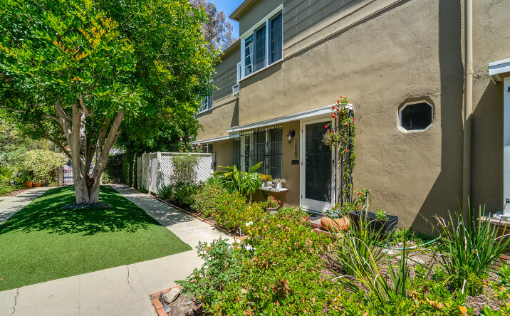 Pictures of Multifamily property located at 6512 Olympic Blvd., Los Angeles, CA 90048 for sales - image #1