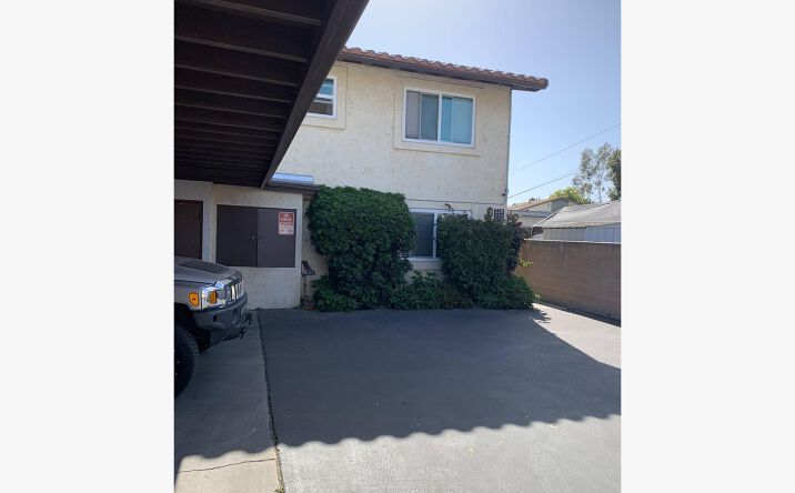 Pictures of Retail, Multifamily property located at 220 South Palm Avenue, Santa Paula, CA 93060 for sales - image #1