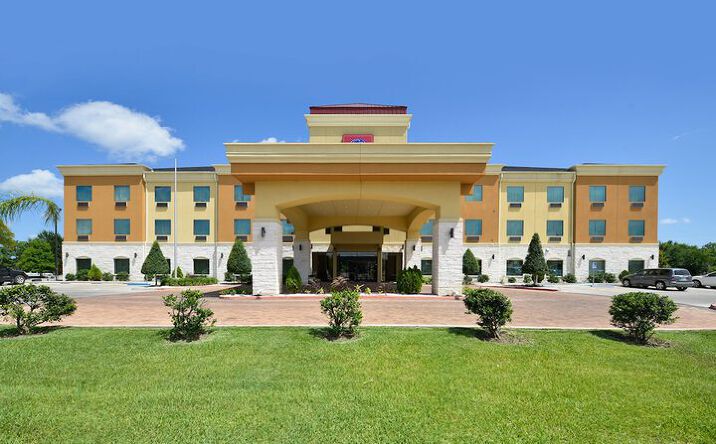 Pictures of Hospitality property located at 5100 7th Street, Bay City, TX 77414 for sales - image #1