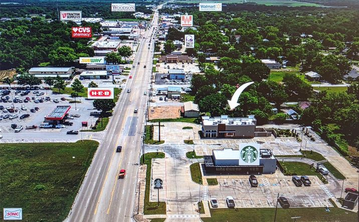 Pictures of Retail property located at 708 E Milam St, Mexia, TX 76667 for sales - image #1