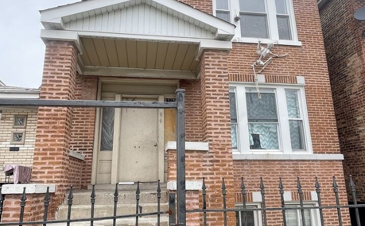 Pictures of Multifamily property located at 2512 W 45th Place, Chicago, IL 60632 for sales - image #1
