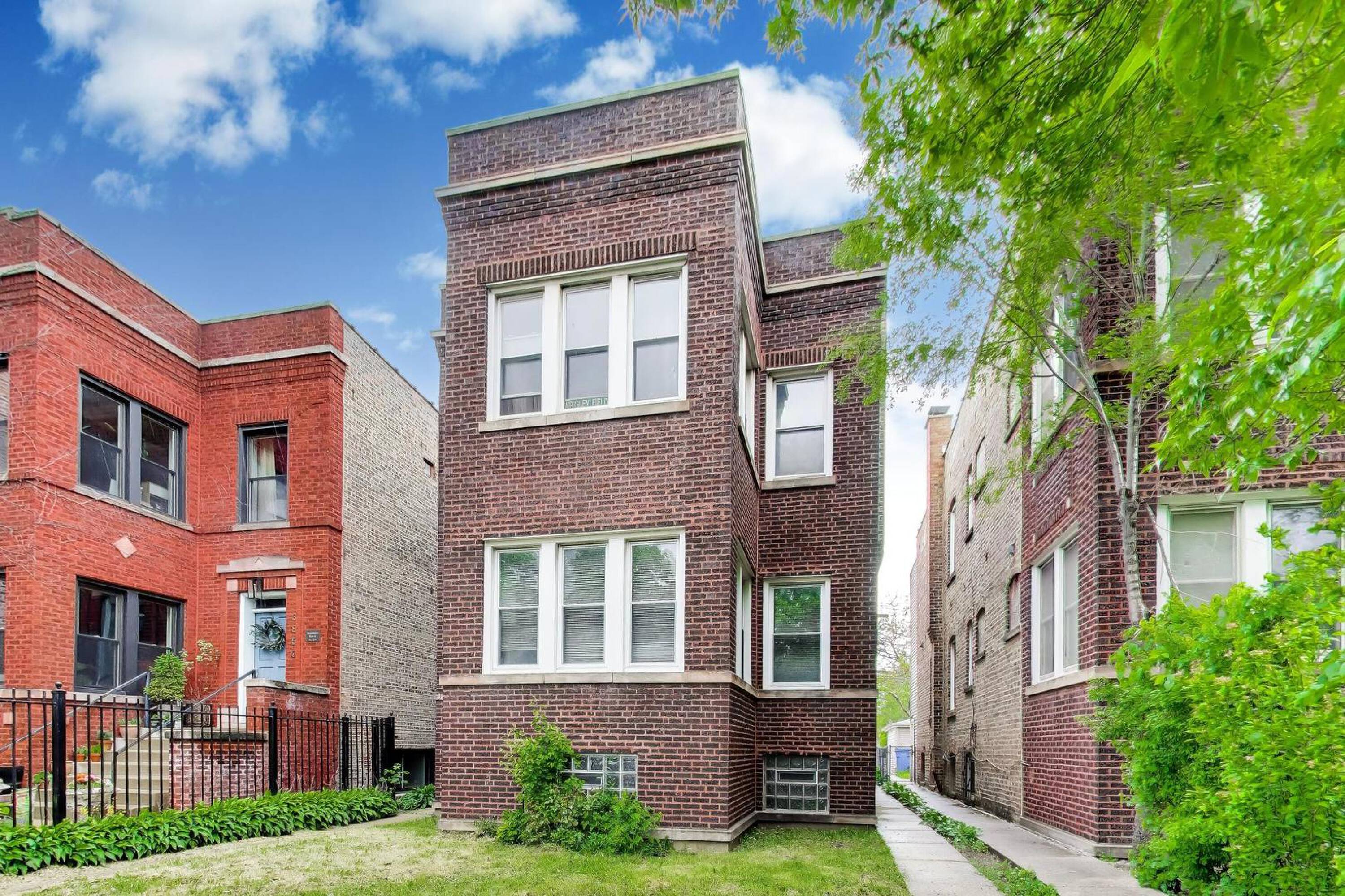 3848 W Irving Park Rd