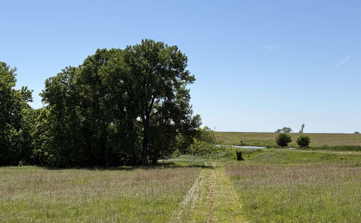 Pictures of Land property located at 8600 Blk NW Jennings RD #Parcel 1, Topeka, KS 66618 for sales - image #1