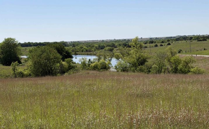 Pictures of Land property located at 5600 Blk NW 86th St #Parcel 7, Topeka, KS 66618 for sales - image #1