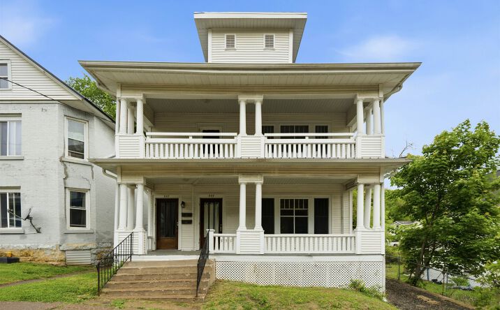 535 W 17th Street, Dubuque