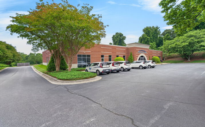 Pictures of Office property located at 707 Sunshine Way, Greensboro, NC 27409 for sales - image #1