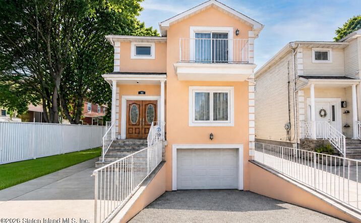 Pictures of Multifamily property located at 10 Andrease Street, Staten Island, NY 10305 for sales - image #1