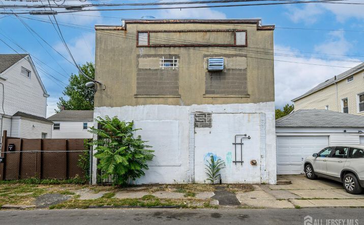 Pictures of Industrial property located at 172 Lyon Street, Paterson, NJ 07524 for sales - image #1