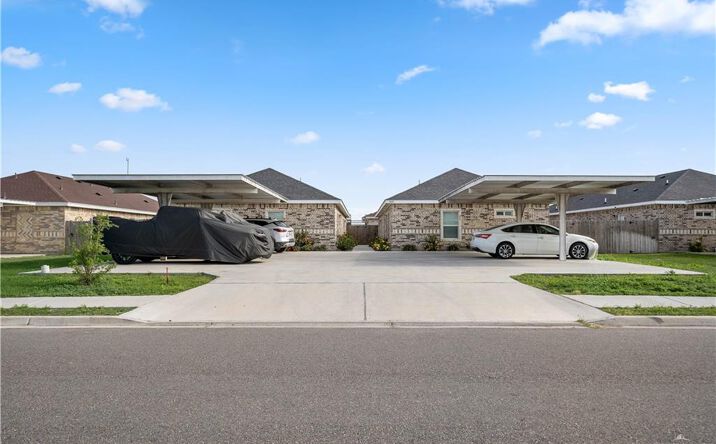 Pictures of Multifamily property located at 909 W La Pointe Avenue, Mission, TX 78573 for sales - image #1